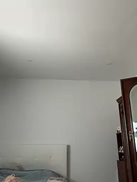 julialupato1606 online show from 28, 2, 2026