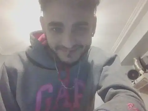 Bezzzzzerr online show from 3, 7, 2026