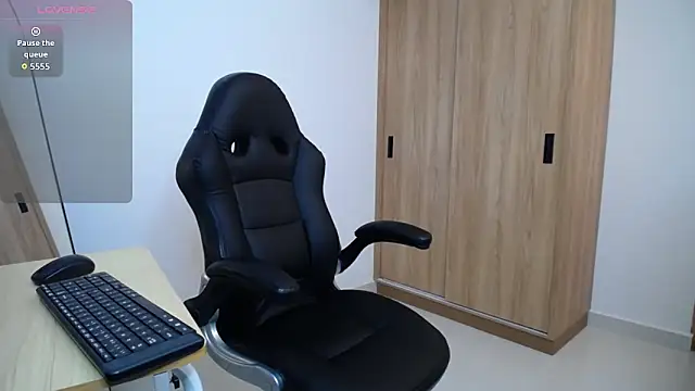 karoll marquez online show from 18, 10, 2025