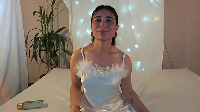 ChloeTurner  online show from 24, 2, 2025