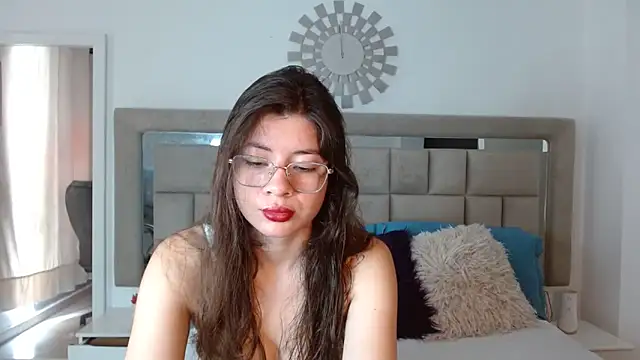 zoecruzz online show from 11, 2, 2025