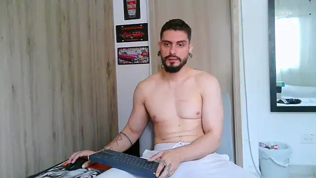 Aaron kwok28 online show from 22, 2, 2026