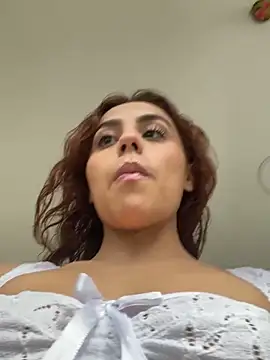 Katee Jones online show from 6, 11, 2025