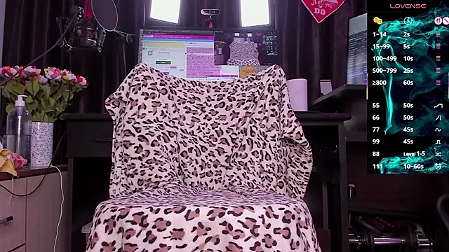 Raissa sky26 online show from 24, 2, 2026