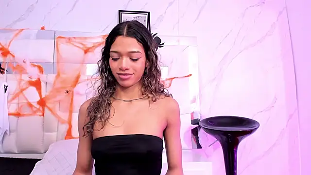 BritneyCollins online show from 12, 10, 2025