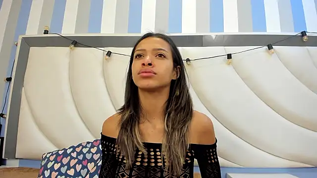 BritneyCollins online show from 28, 3, 2026