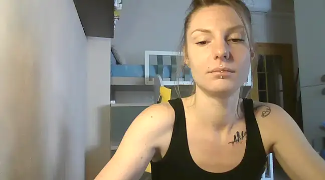 Feli blue online show from 5, 12, 2024