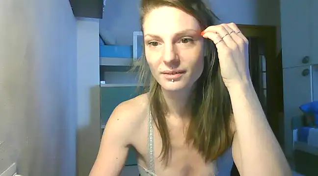 Feli blue online show from 6, 12, 2024