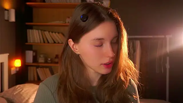 Snapshot of DarylBarks chatting on 27, 11, 2025 DarylBarks online show from 27, 11, 2025