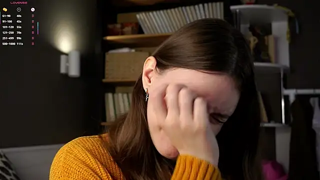 Snapshot of DarylBarks chatting on 8, 10, 2025 DarylBarks online show from 8, 10, 2025