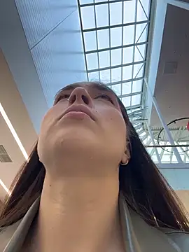 Holly Play online show from 24, 3, 2026