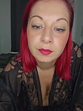 Chaudesquirt online show from 7, 11, 2025