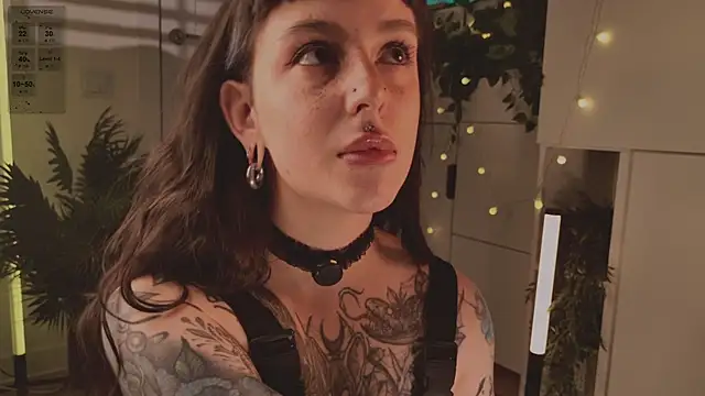 MichaellaMoon online show from 16, 1, 2026