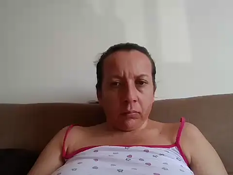 Snapshot of milfevha chatting on 8, 11, 2025 milfevha online show from 8, 11, 2025