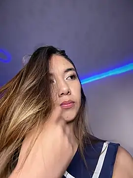 Snapshot of Iris_lee chatting on 5, 5, 2026 Iris lee online show from 5, 5, 2026