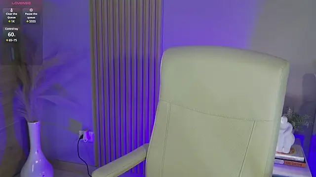 Alessia-miller  online show from 7, 12, 2024