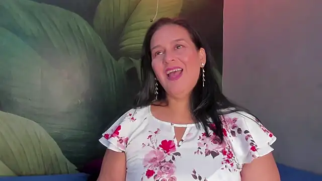 Sharllot bbw online show from 30, 12, 2024