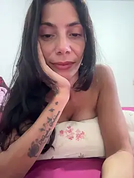 Rainha Travessa online show from 18, 3, 2026