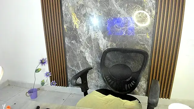 nicol jone1 online show from 8, 11, 2025