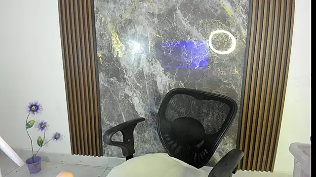 nicol jone1 online show from 10, 10, 2025