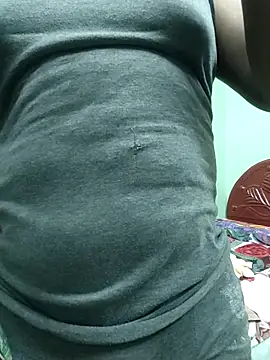 Snapshot of ShelfyOfferer chatting on 18, 10, 2025 ShelfyOfferer online show from 18, 10, 2025