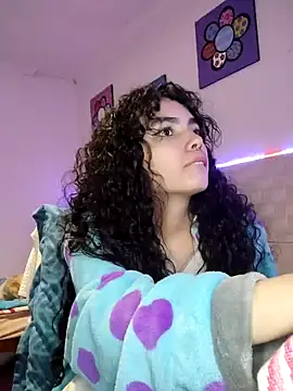 Snapshot of Emily_Saez1 chatting on 6, 12, 2024 Emily Saez1 online show from 6, 12, 2024