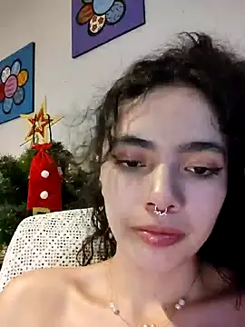Snapshot of Emily_Saez1 chatting on 15, 12, 2024 Emily Saez1 online show from 15, 12, 2024