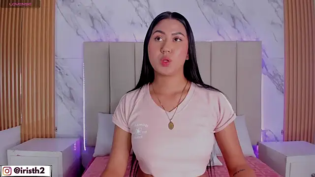 Iris Thompson  online show from 8, 1, 2026