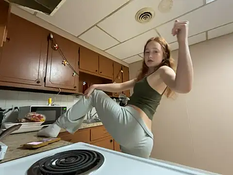 gingerbabe18 online show from 10, 4, 2026