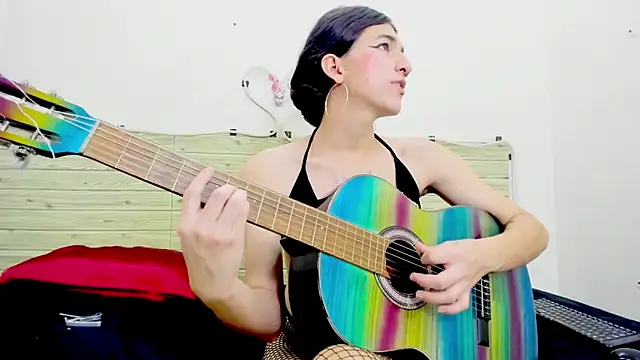 Evil Queen13 online show from 13, 12, 2025