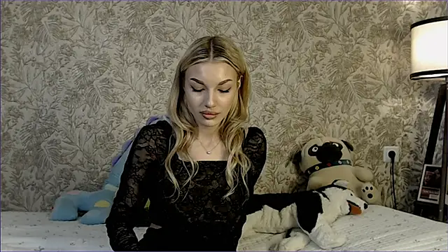 Ella Milla online show from 16, 11, 2025