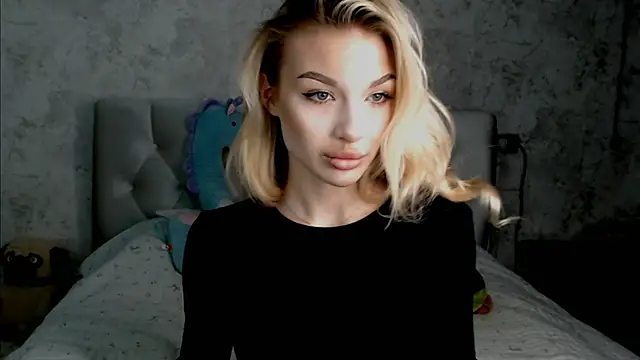 Snapshot of Ella_Milla chatting on 11, 5, 2026 Ella Milla online show from 11, 5, 2026