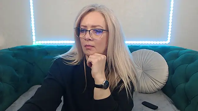 IvanaCharm online show from 15, 5, 2026