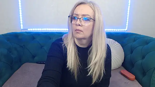 IvanaCharm online show from 6, 5, 2026