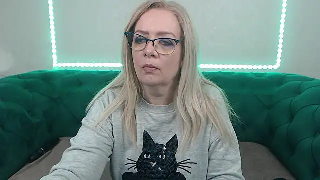 IvanaCharm online show from 24, 3, 2026