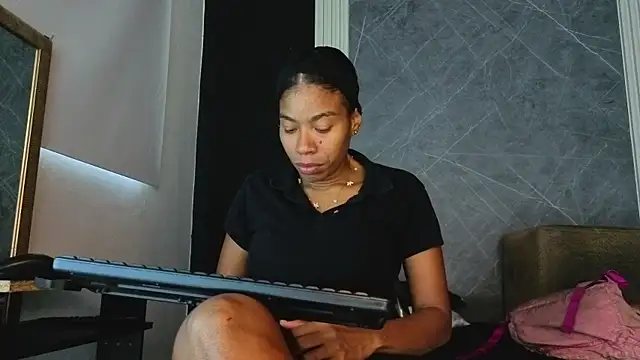 YummyDuooo online show from 4, 10, 2025