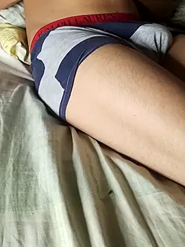 Snapshot of geroAguilar chatting on 25, 10, 2025 geroAguilar online show from 25, 10, 2025