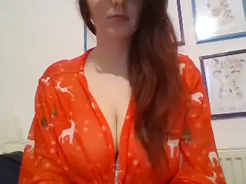 Snapshot of Selena_Lux chatting on 22, 12, 2024 Selena Lux online show from 22, 12, 2024