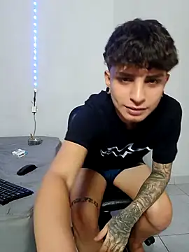 Snapshot of mikecoper_23 chatting on 18, 10, 2025 mikecoper 23 online show from 18, 10, 2025