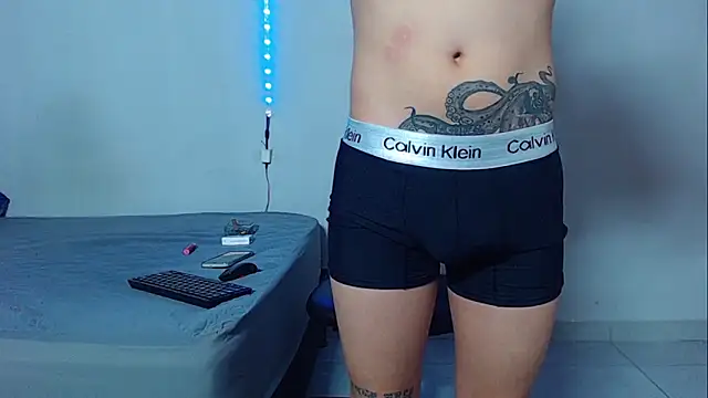 Snapshot of mikecoper_23 chatting on 29, 10, 2025 mikecoper 23 online show from 29, 10, 2025