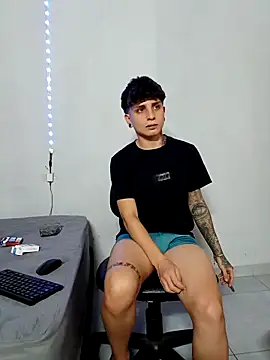 Snapshot of mikecoper_23 chatting on 20, 10, 2025 mikecoper 23 online show from 20, 10, 2025