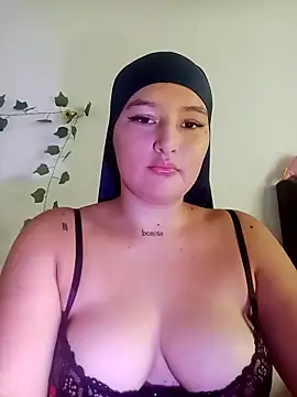Snapshot of Celeste_camila18 chatting on 2, 10, 2025 Celeste camila18 online show from 2, 10, 2025