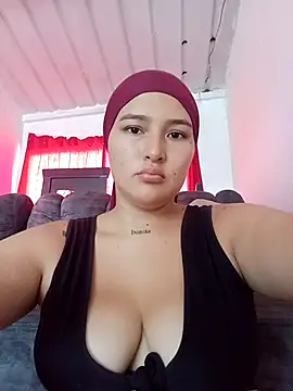 Celeste camila18 online show from 5, 12, 2025