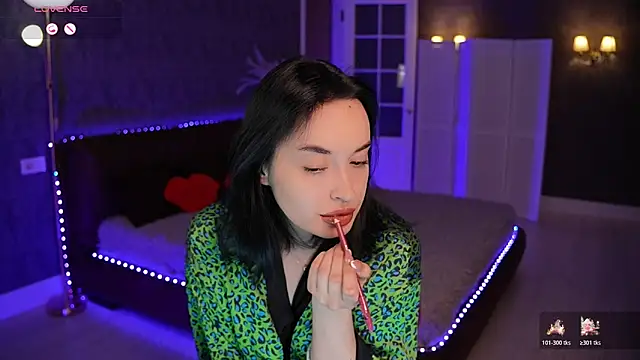 Miss Elia online show from 5, 2, 2026