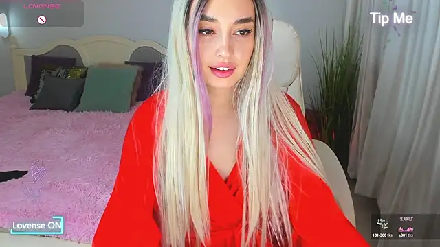 Miss Elia online show from 1, 2, 2025