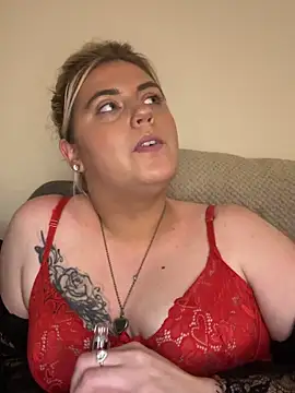 Snapshot of Blondiee3088 chatting on 22, 1, 2025 Blondiee3088 online show from 22, 1, 2025