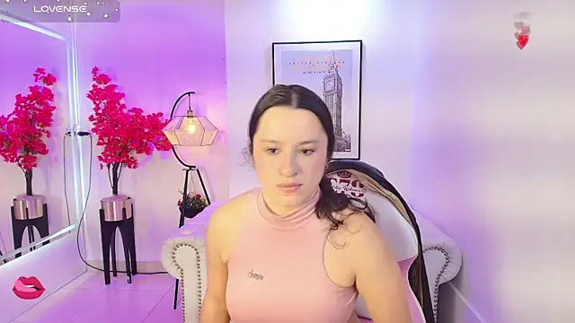 Snapshot of Miia_bela chatting on 27, 10, 2025 Miia bela online show from 27, 10, 2025