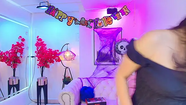 Snapshot of Miia_bela chatting on 30, 10, 2025 Miia bela online show from 30, 10, 2025