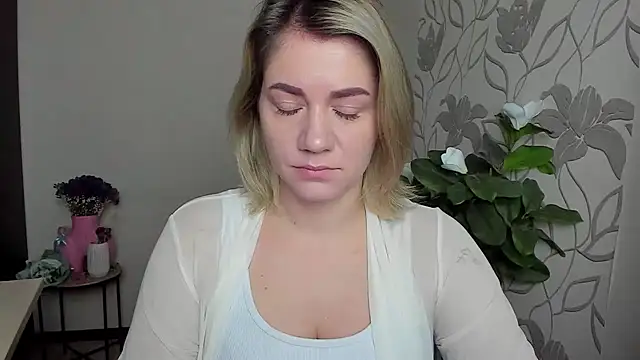 MariaSttone online show from 26, 10, 2025