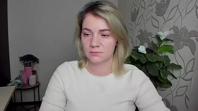 MariaSttone online show from 24, 10, 2025